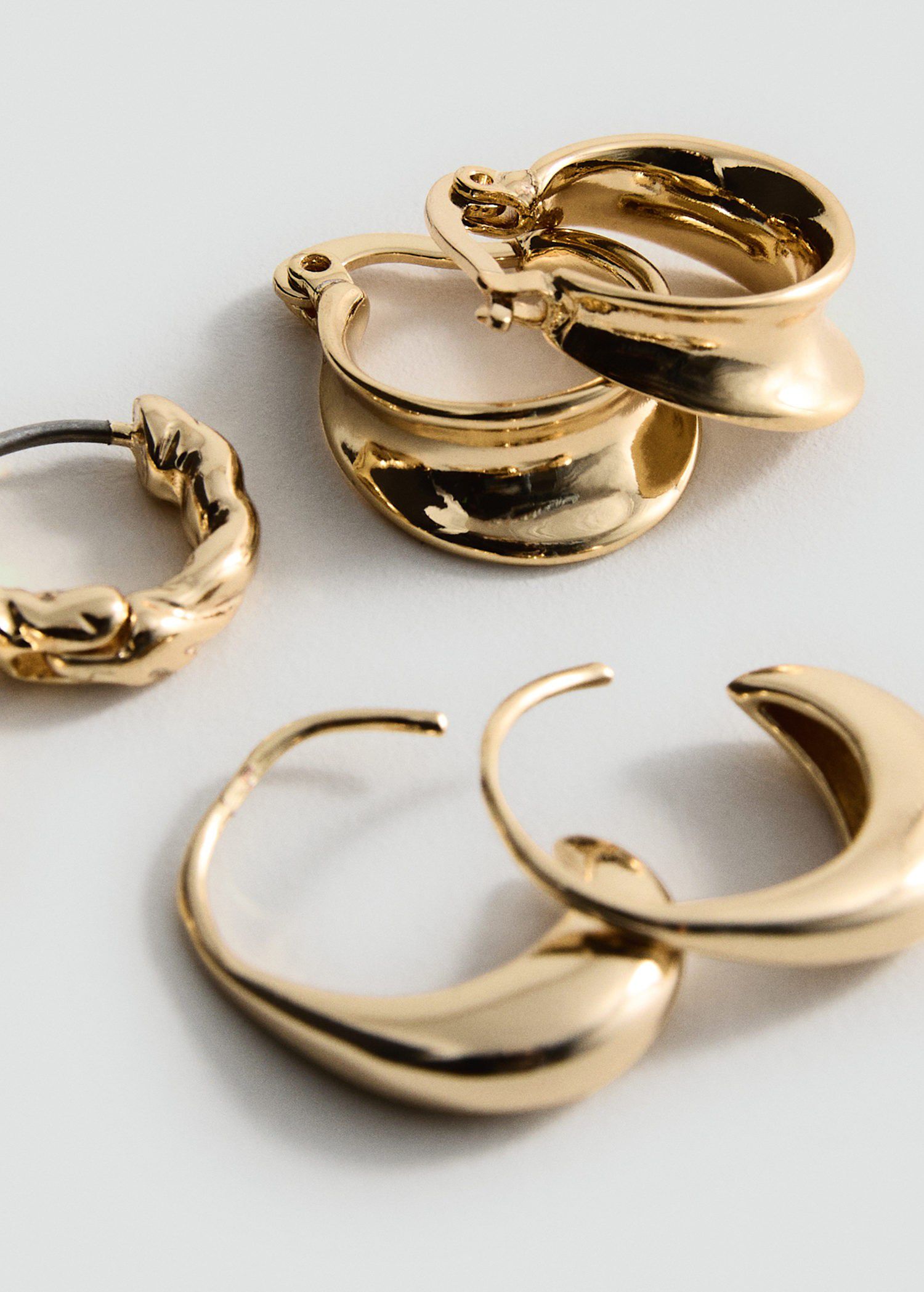 Set of 3 hoop earrings