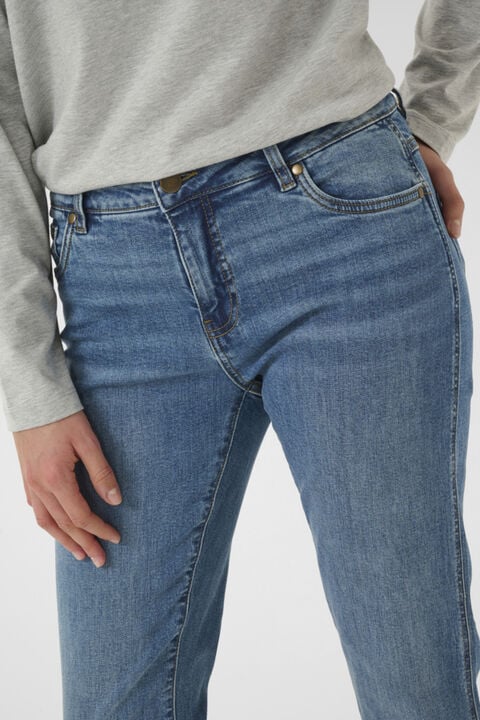 CUcyrine Ami Flare Jeans