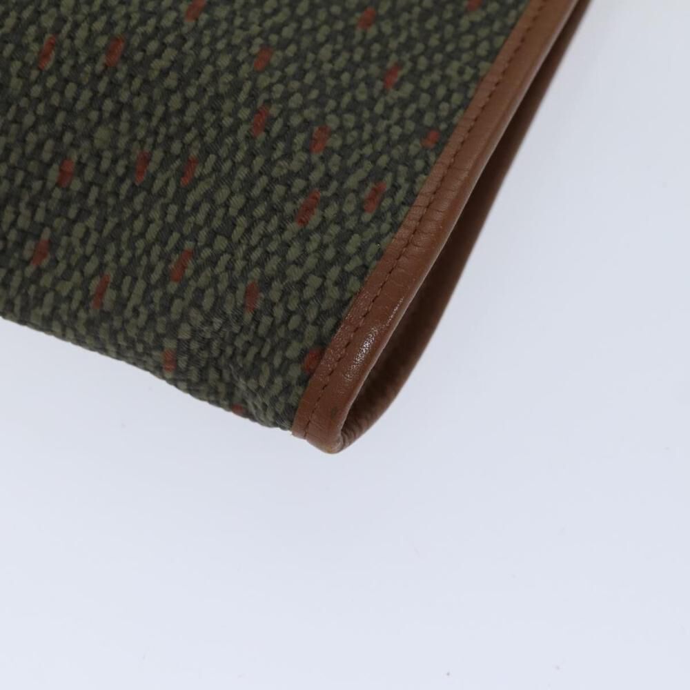 Yves Saint Laurent Shoulder Bag