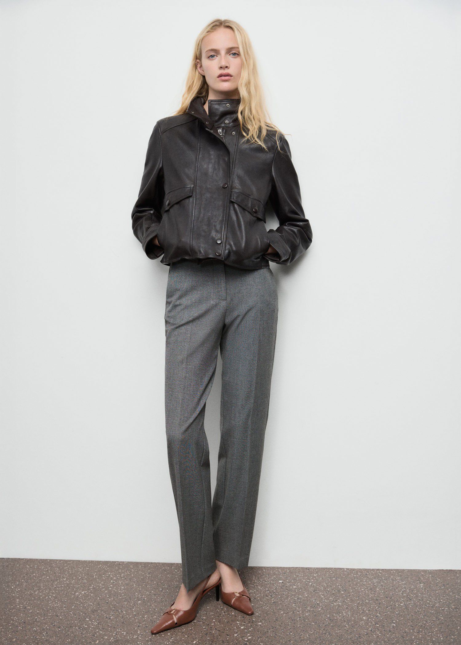 Straight mid-rise trousers