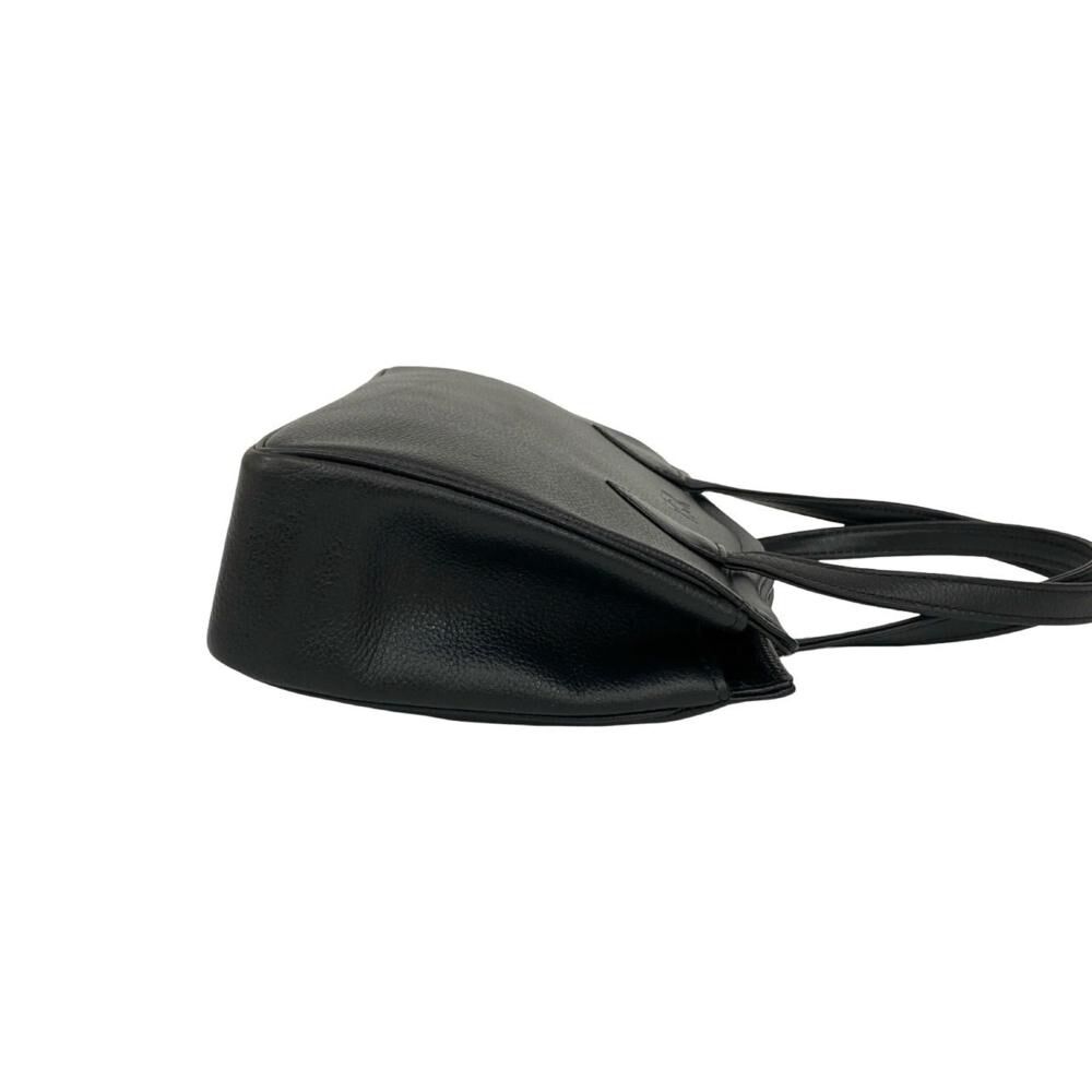 Yves Saint Laurent Handbag