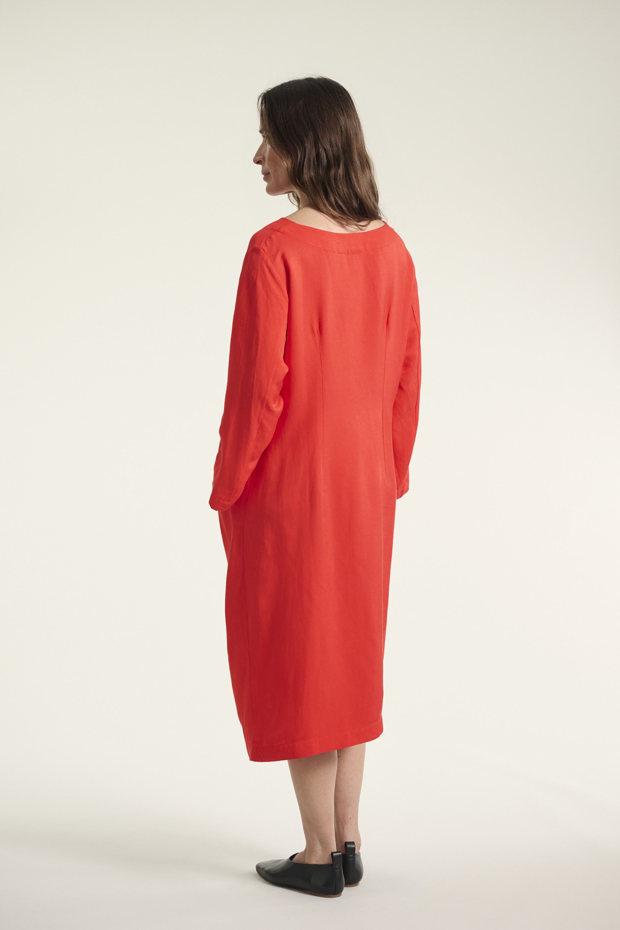 Kumamoto kjole med l&aelig;g