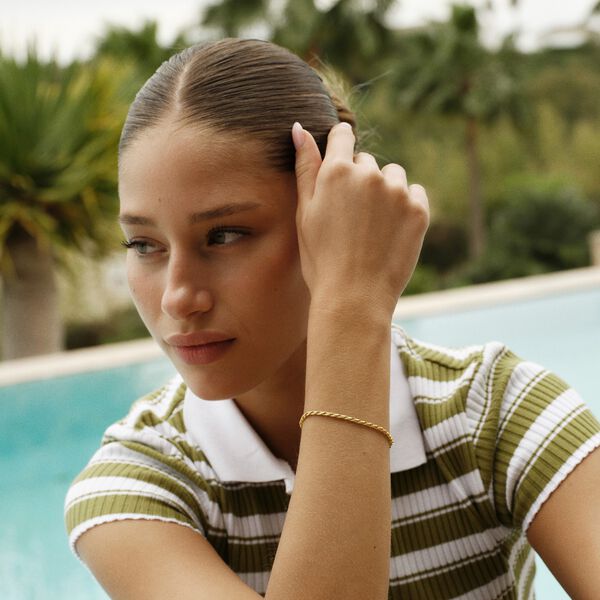 Large Twisted Sparkly Bracelet