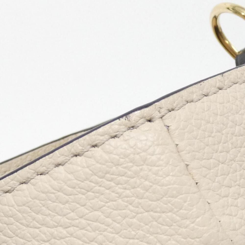 Louis Vuitton On My Side