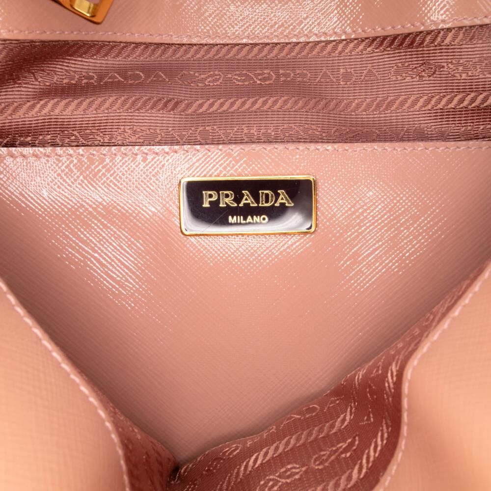 Prada Promenade