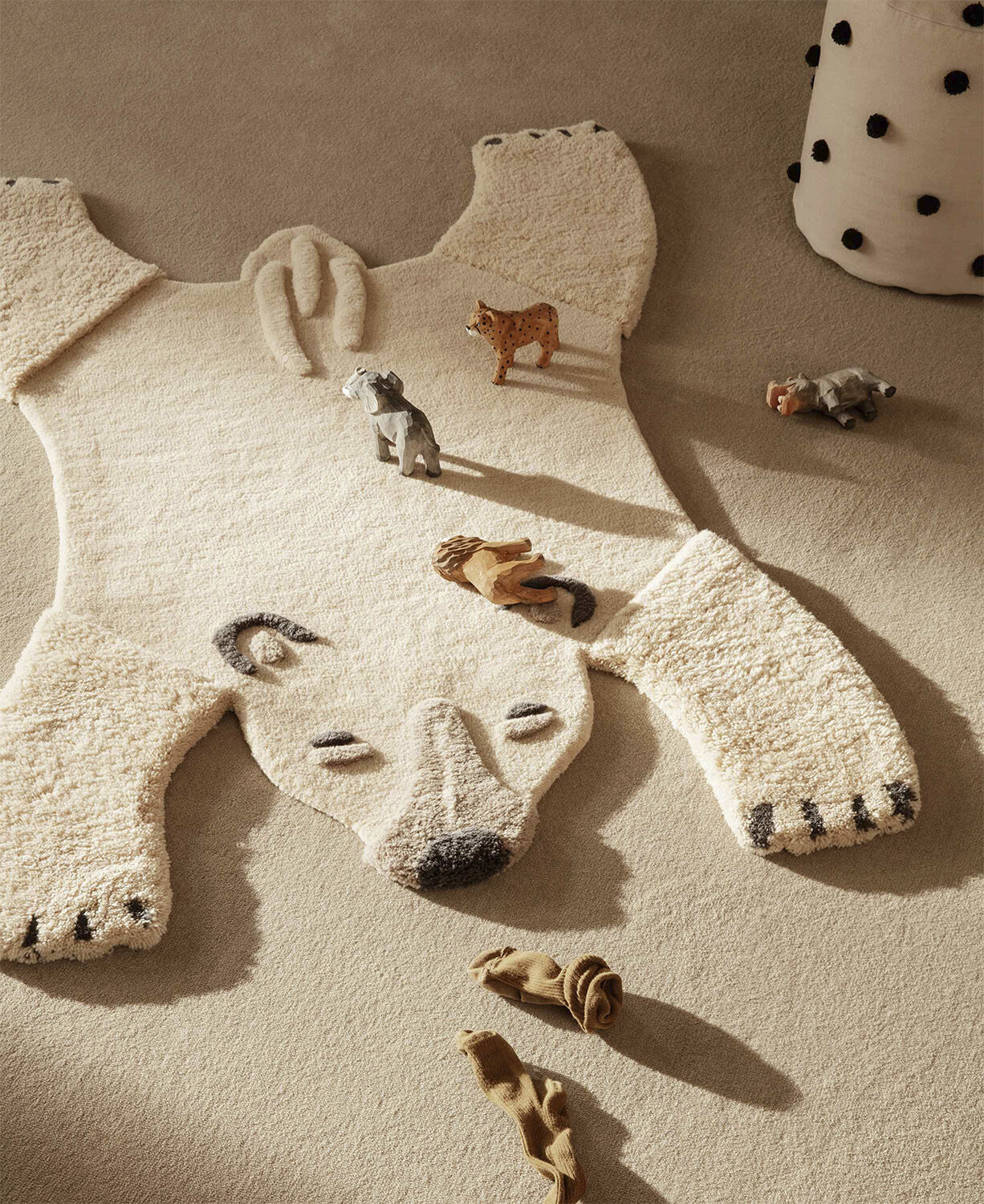Animal Tufted Rug - Polar Bear