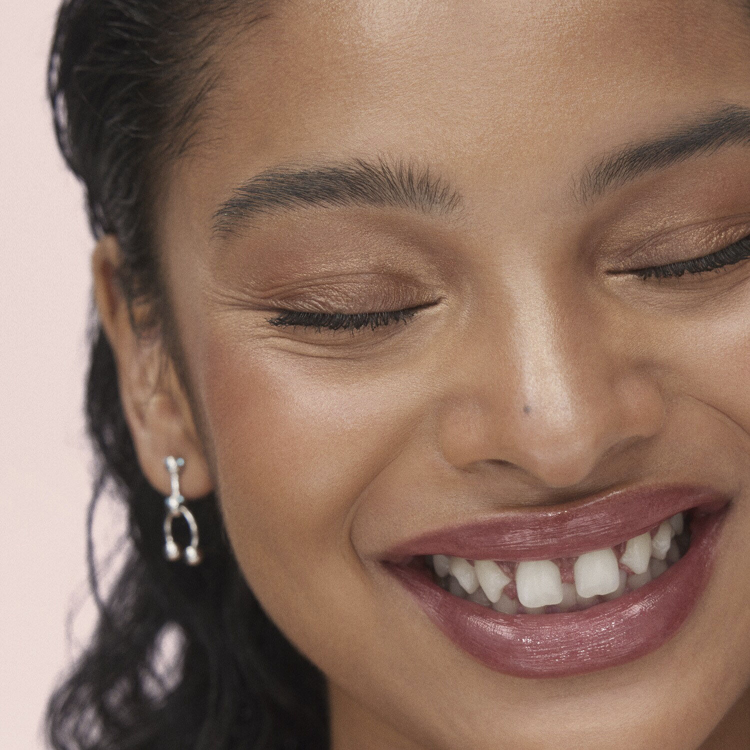 CARE BRONZER-24 03 BEACH PLEASE