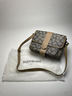 Yves Saint Laurent Shoulder Bag