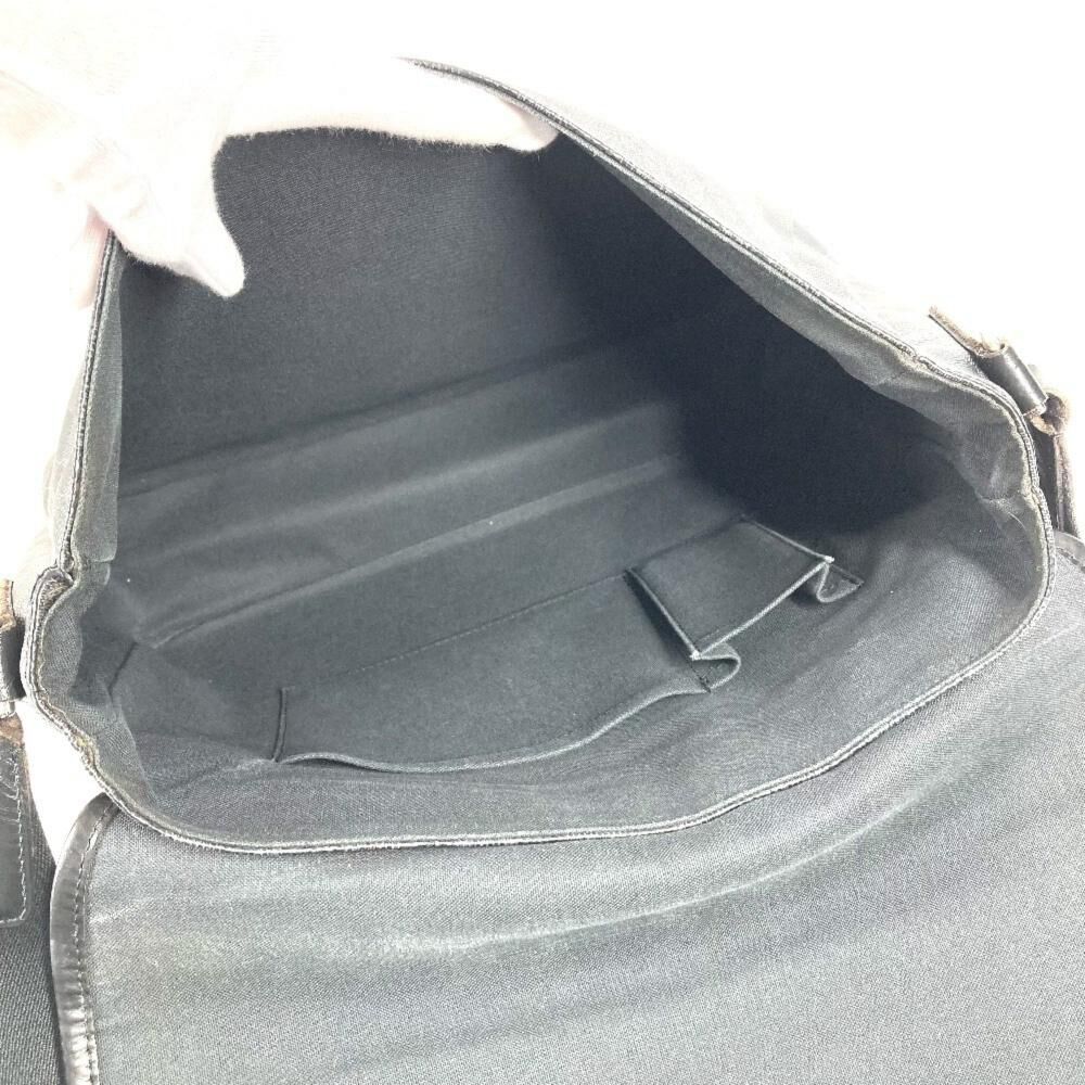 Louis Vuitton Messenger