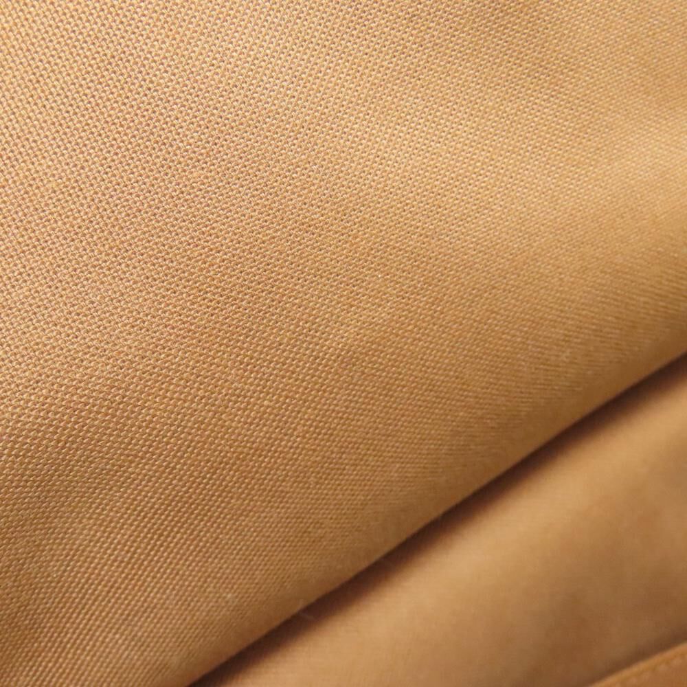 Louis Vuitton Saumur