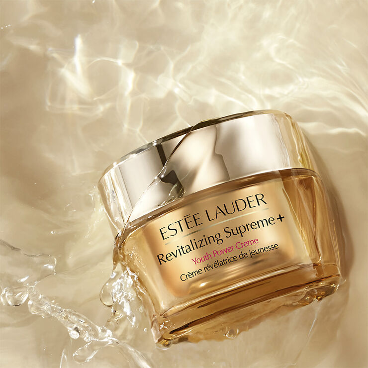 Revitalizing Supreme+ Youth Power Crème