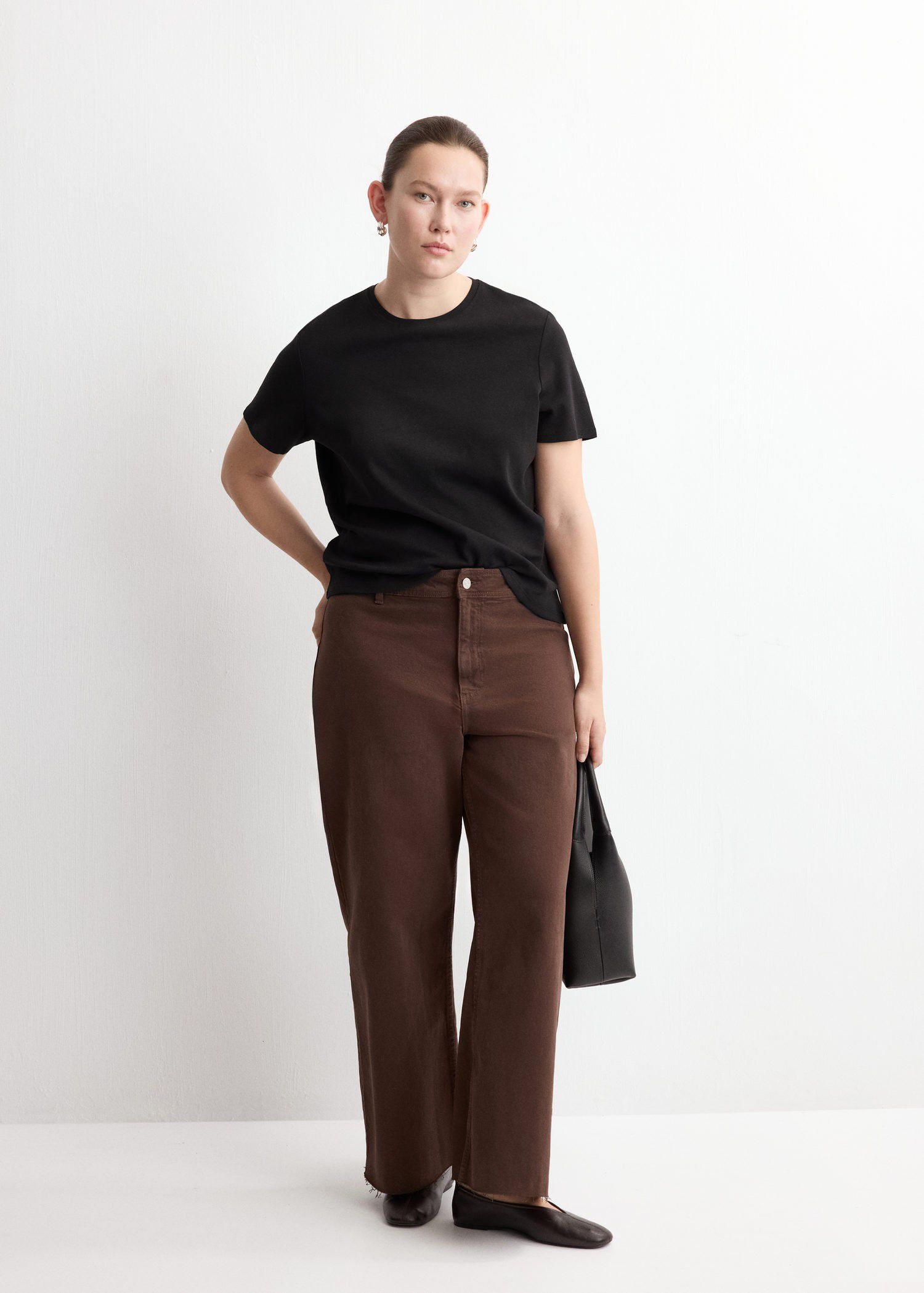 Short-sleeved cotton t-shirt