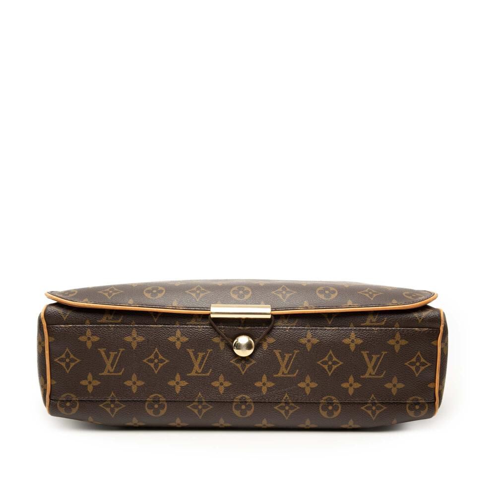 Louis Vuitton Shoulder Bags