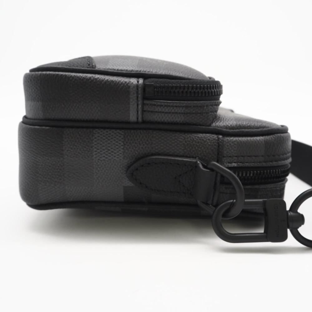 Louis Vuitton Shoulder Bags