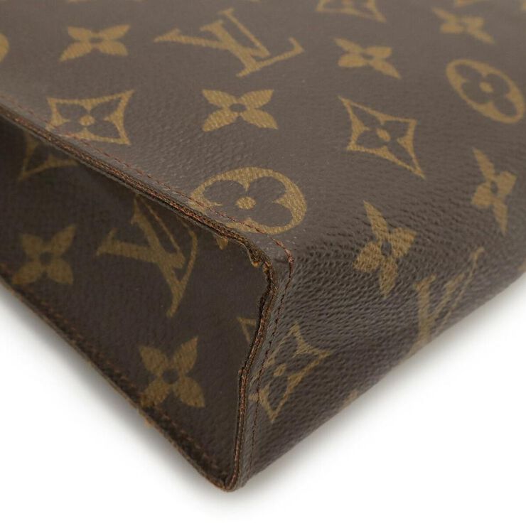 Louis Vuitton Poche Toilette
