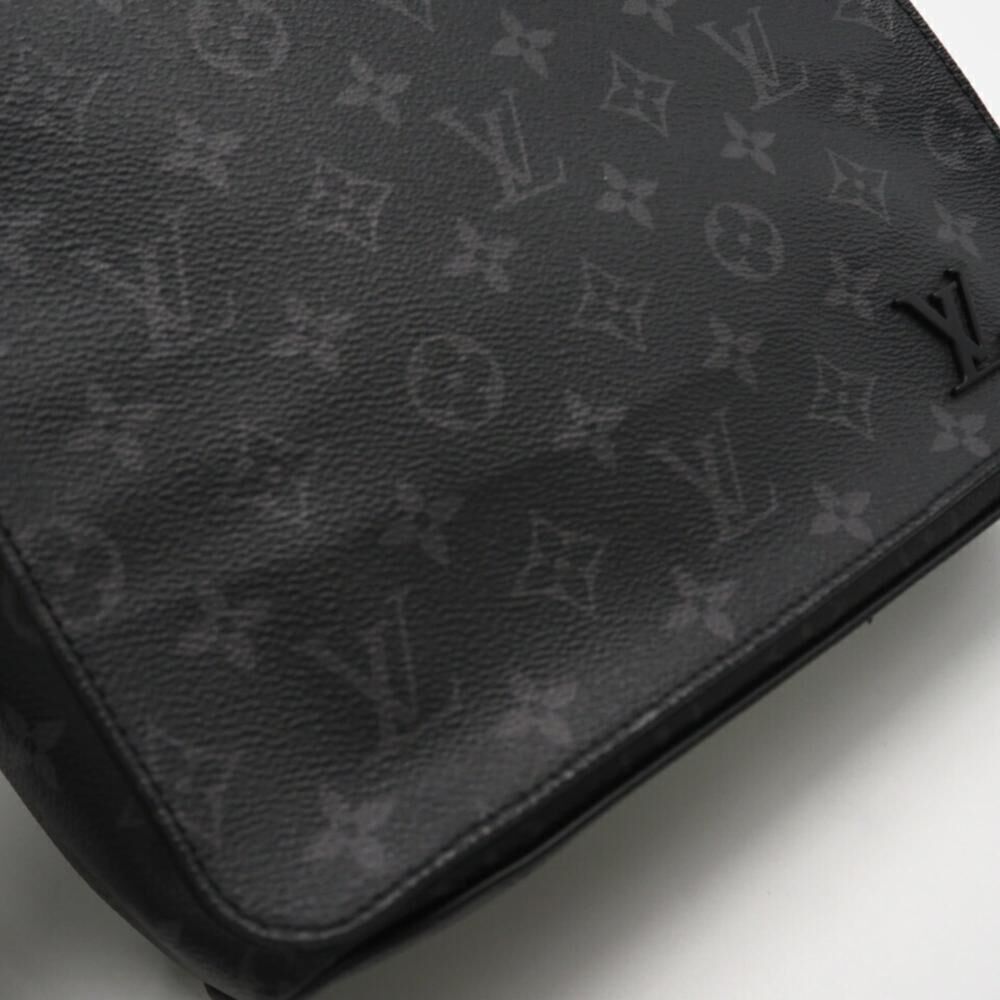 Louis Vuitton District