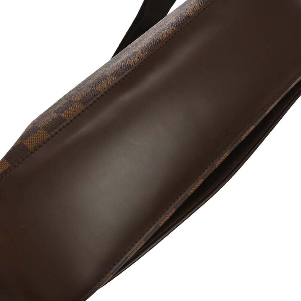 Louis Vuitton Messenger