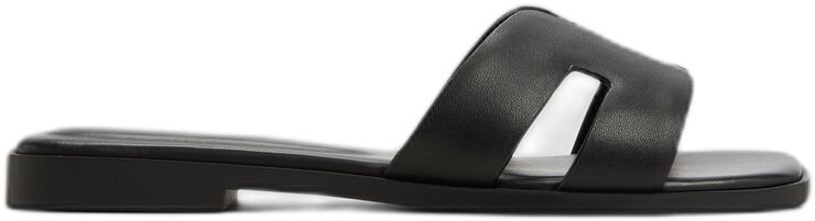 ITSANDAL FLAT SANDALS