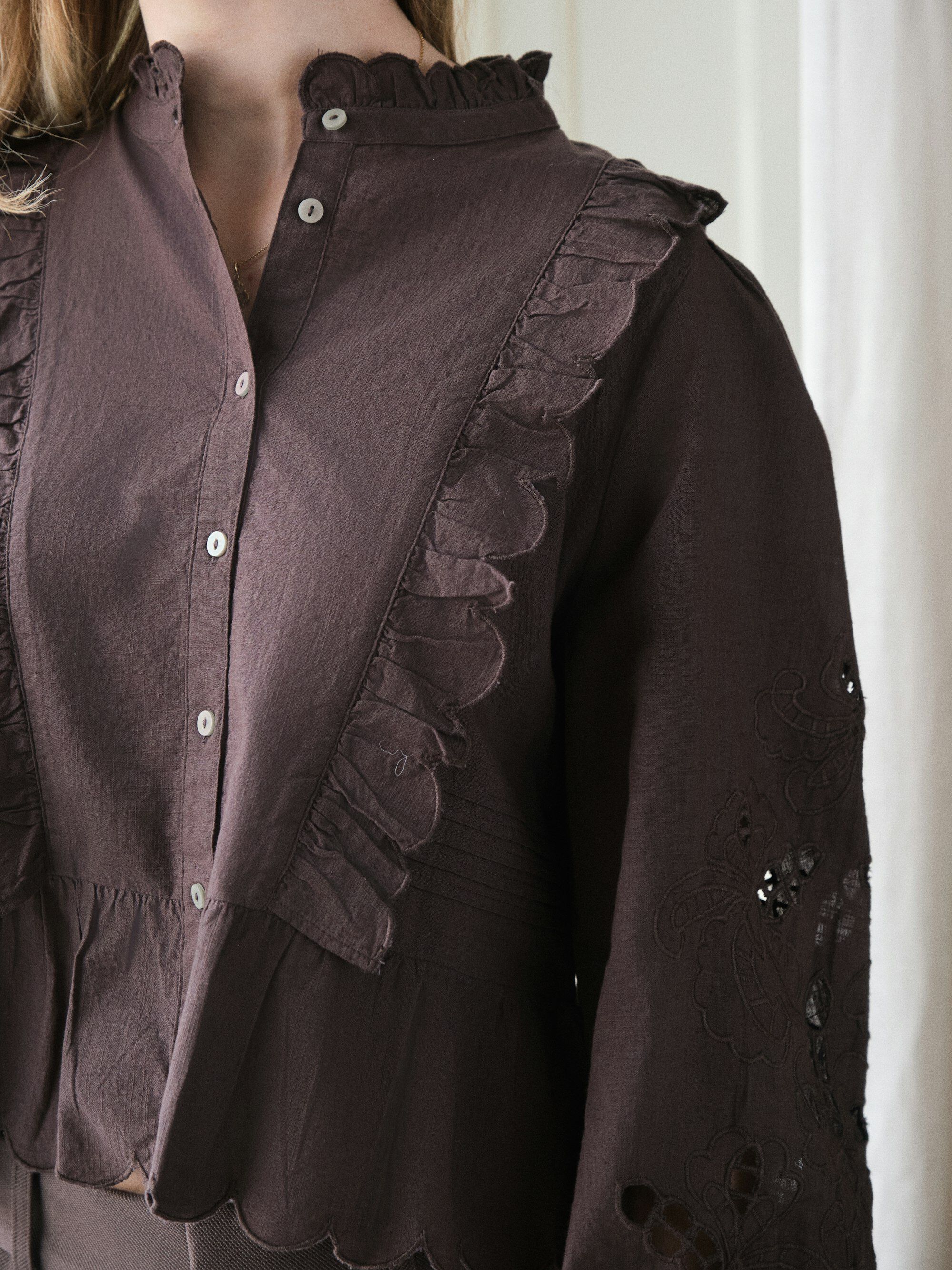 Petrine Embroidery Blouse