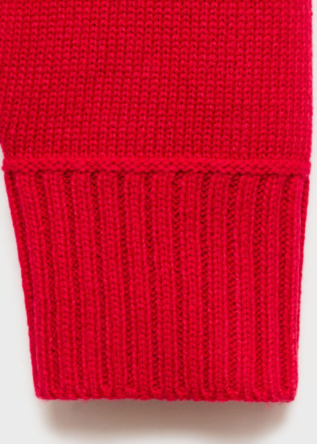 Knitted sweater with jewel buttons