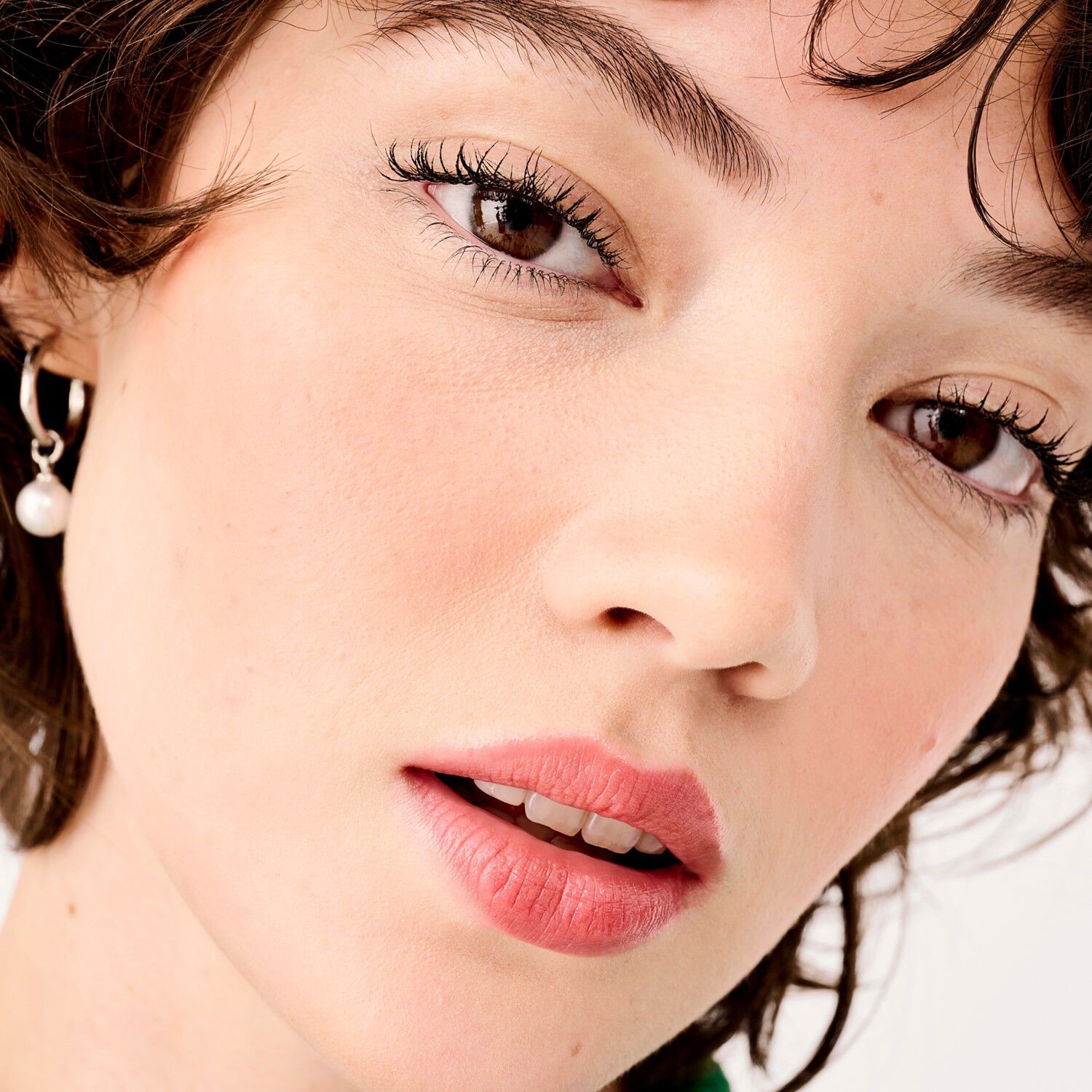 BOP Sunny Benefit Blush - matt, varmt korallf&auml;rgat rouge