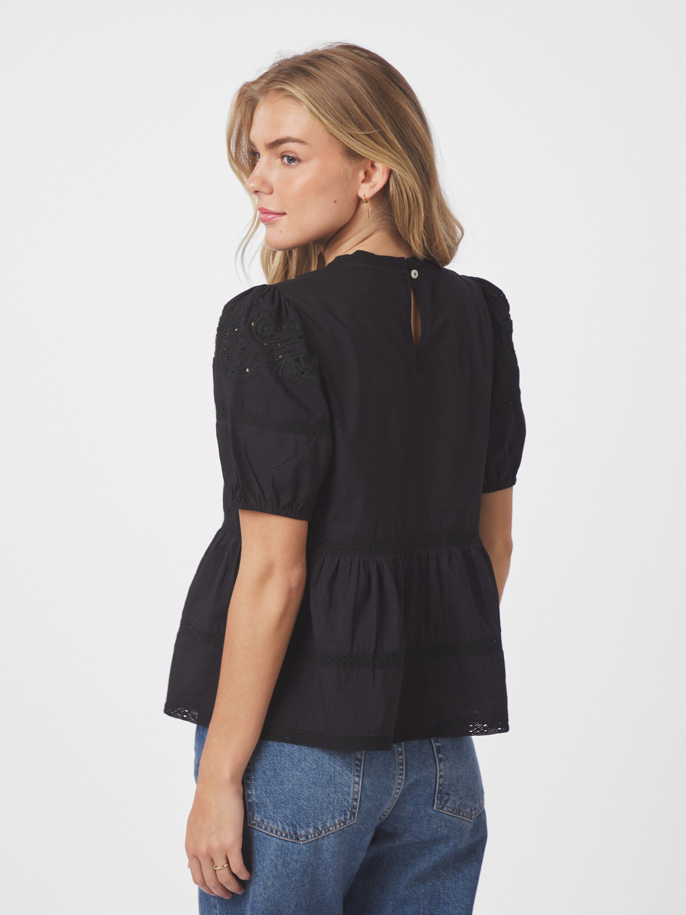 Carnita Blouse