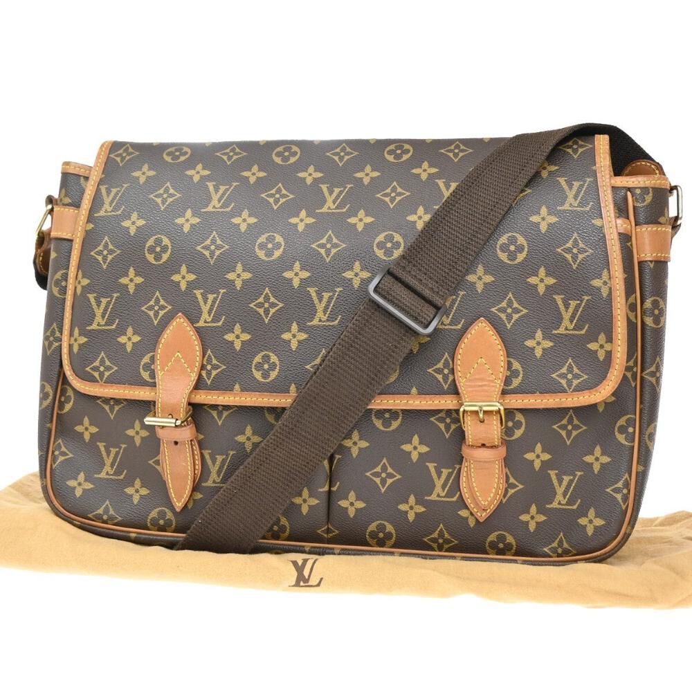 Louis Vuitton Messenger