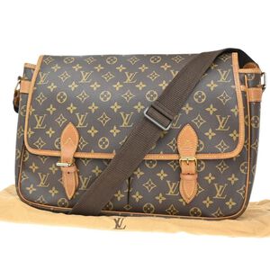 Louis Vuitton Messenger