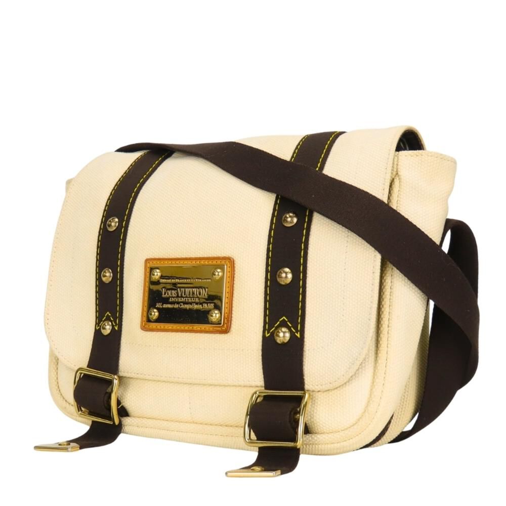 Louis Vuitton Shoulder Bags