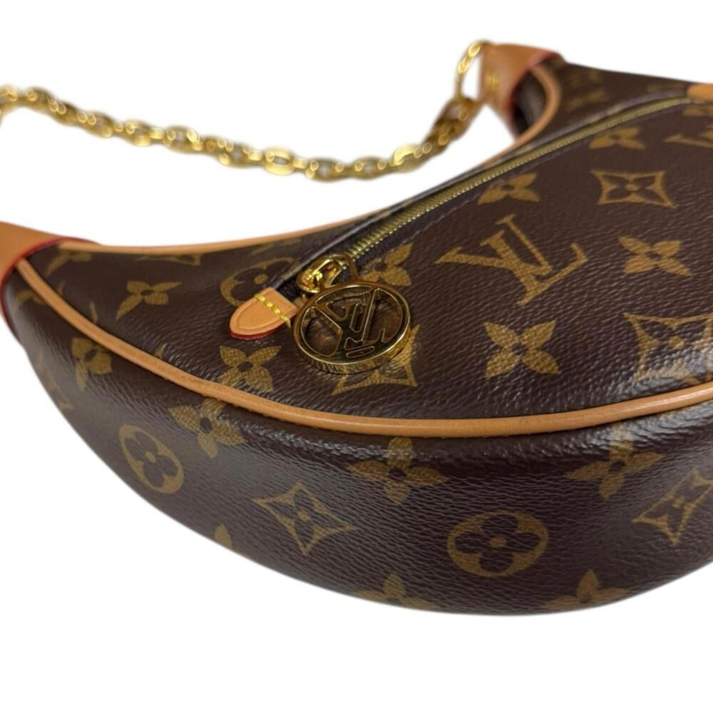 Louis Vuitton Shoulder Bags