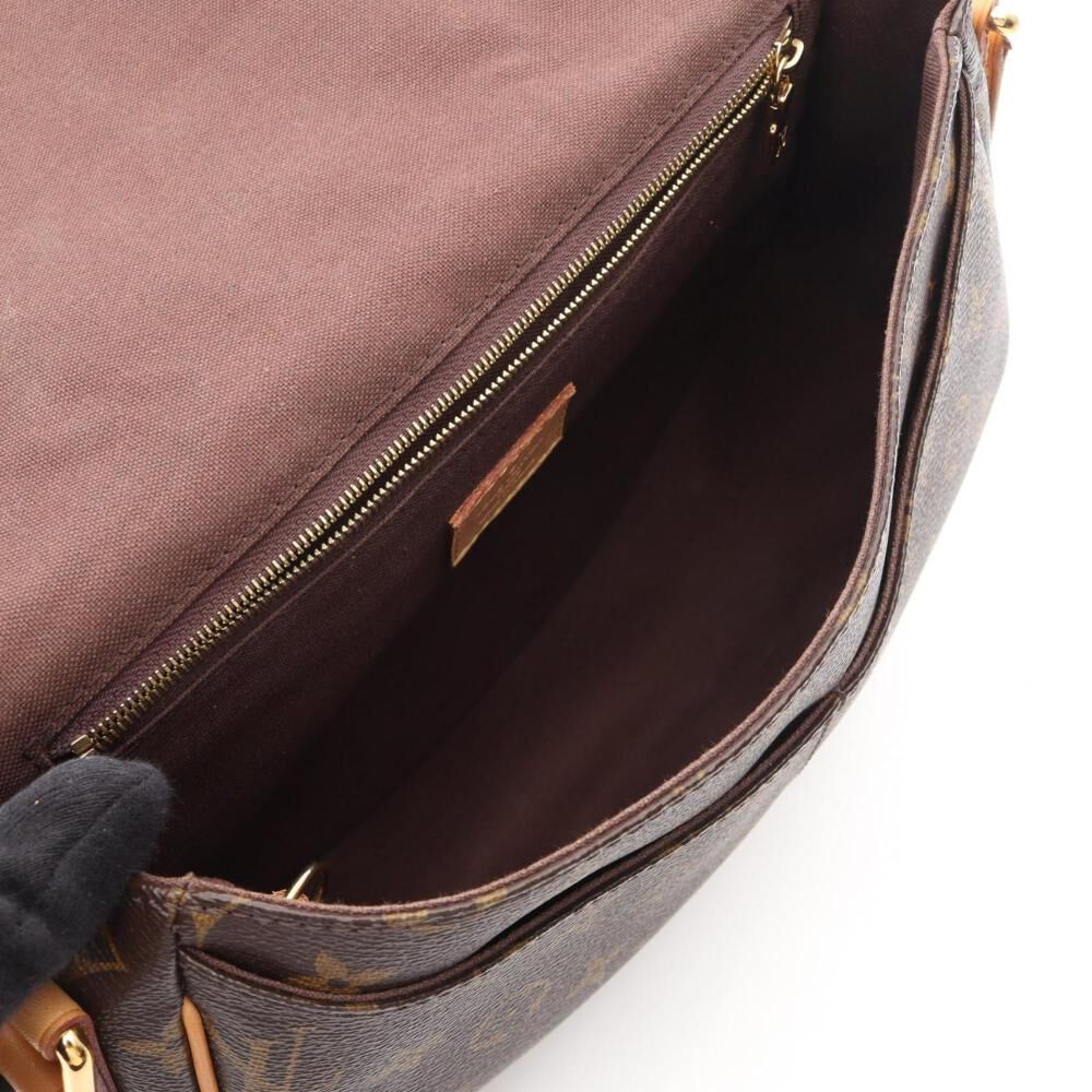 Louis Vuitton Menilmontant