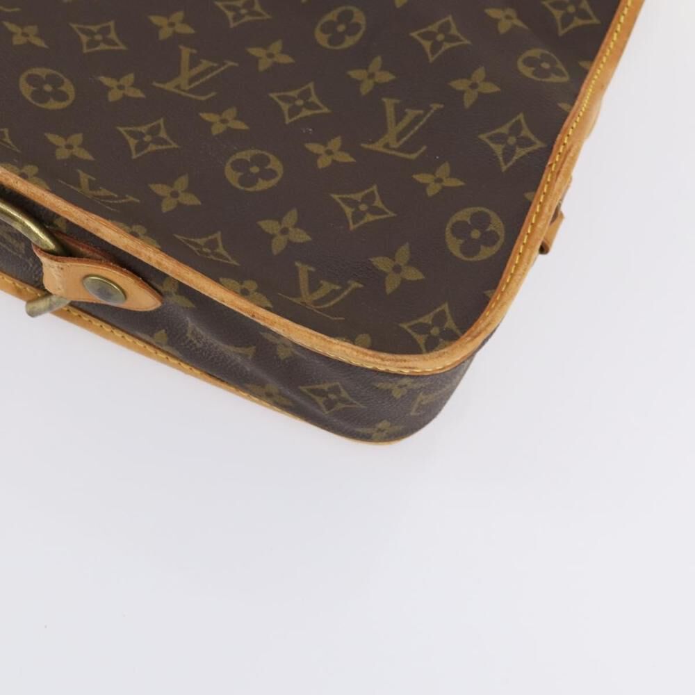 Louis Vuitton Shoulder Bags