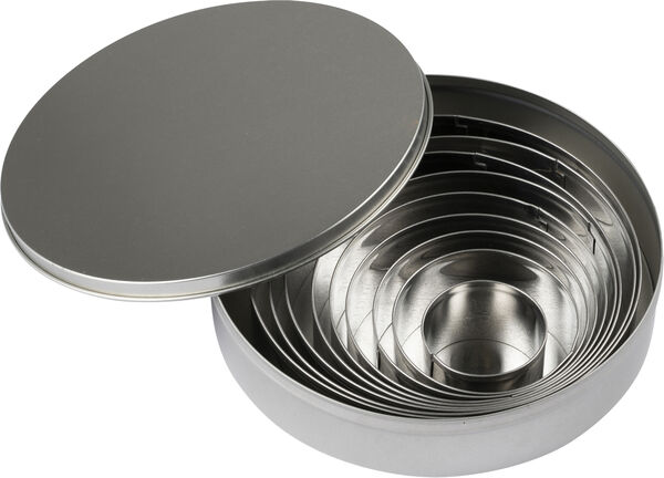 Utstickarset runt 9 st stål