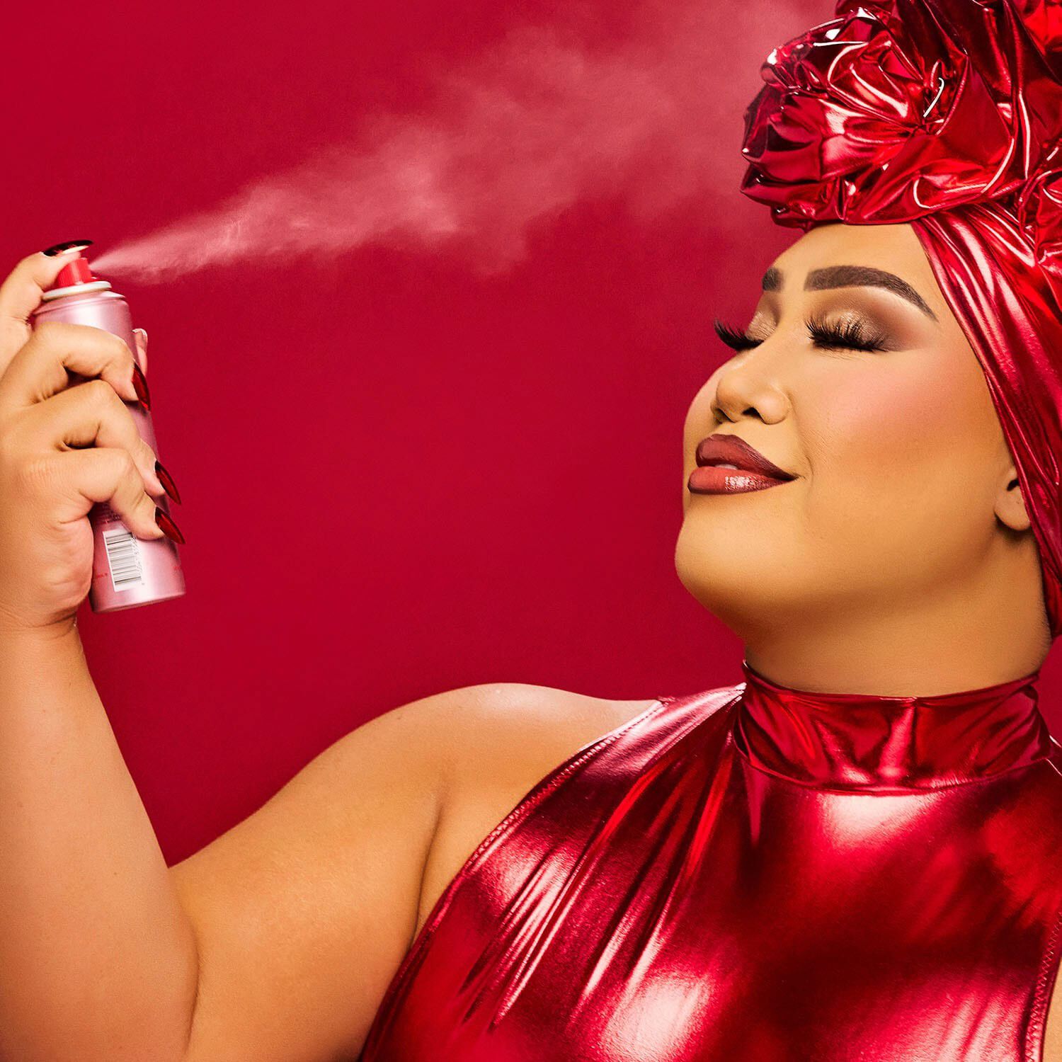 On 'Til Dawn - Vattenfast, mattande fixeringssprej