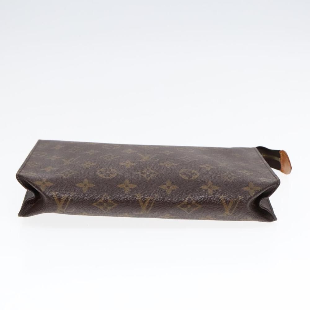 Louis Vuitton Poche Toilette