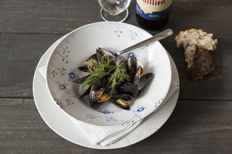 Blue Elements 24. 5 cm djup tallrik