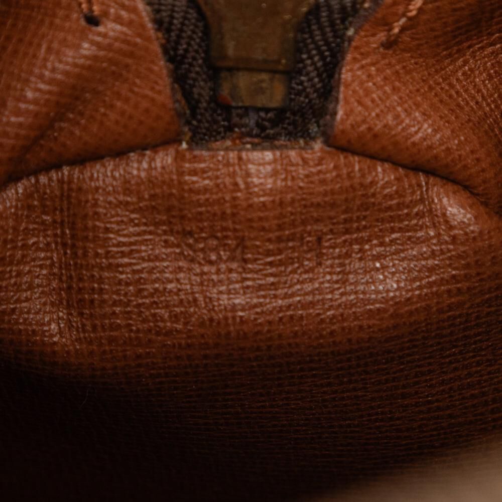 Louis Vuitton Papillon