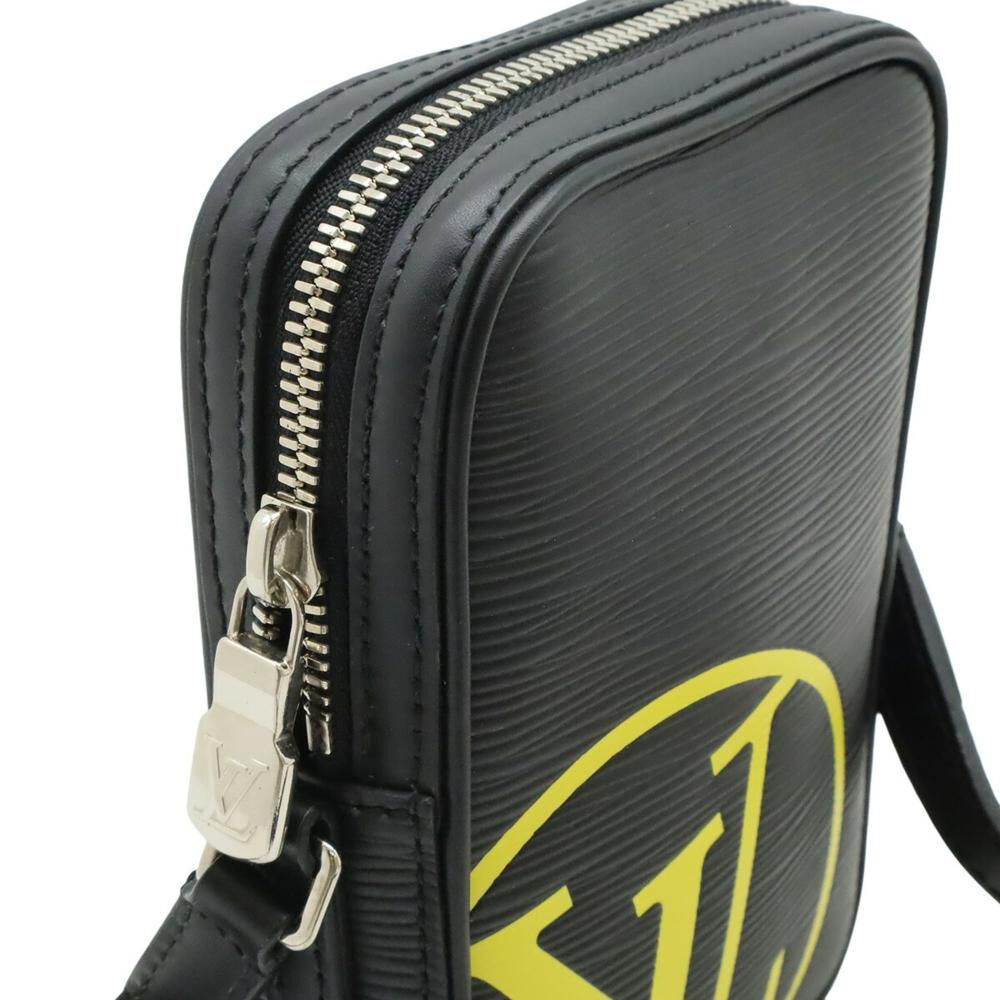 Louis Vuitton Shoulder Bags