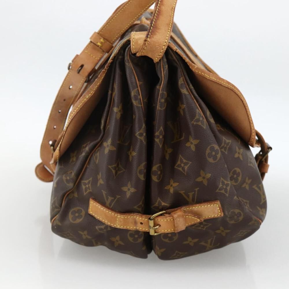 Louis Vuitton Saumur