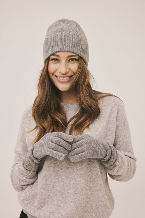 Karrie 16 - 100% Cashmere