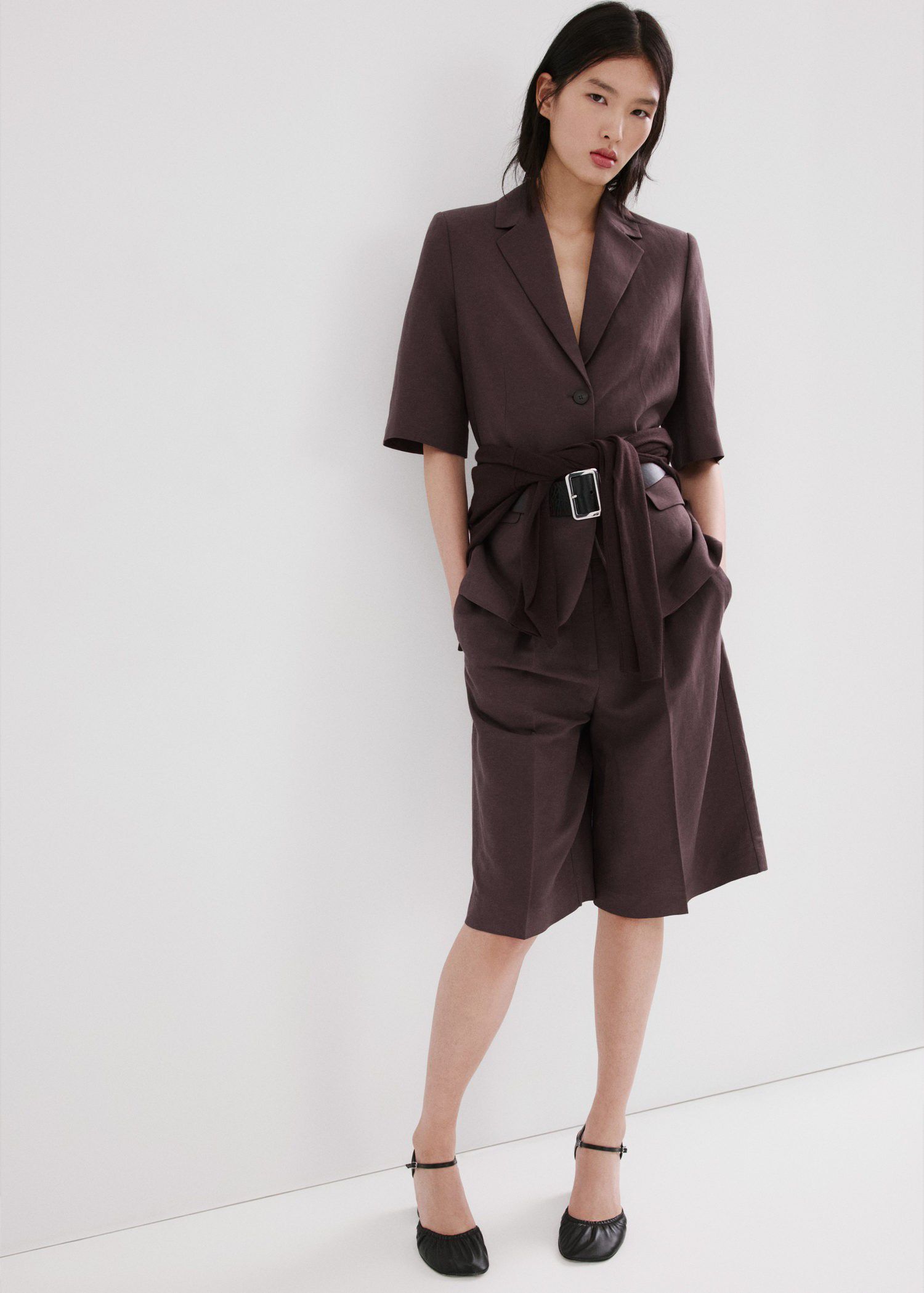 Linen suit jacket with belt