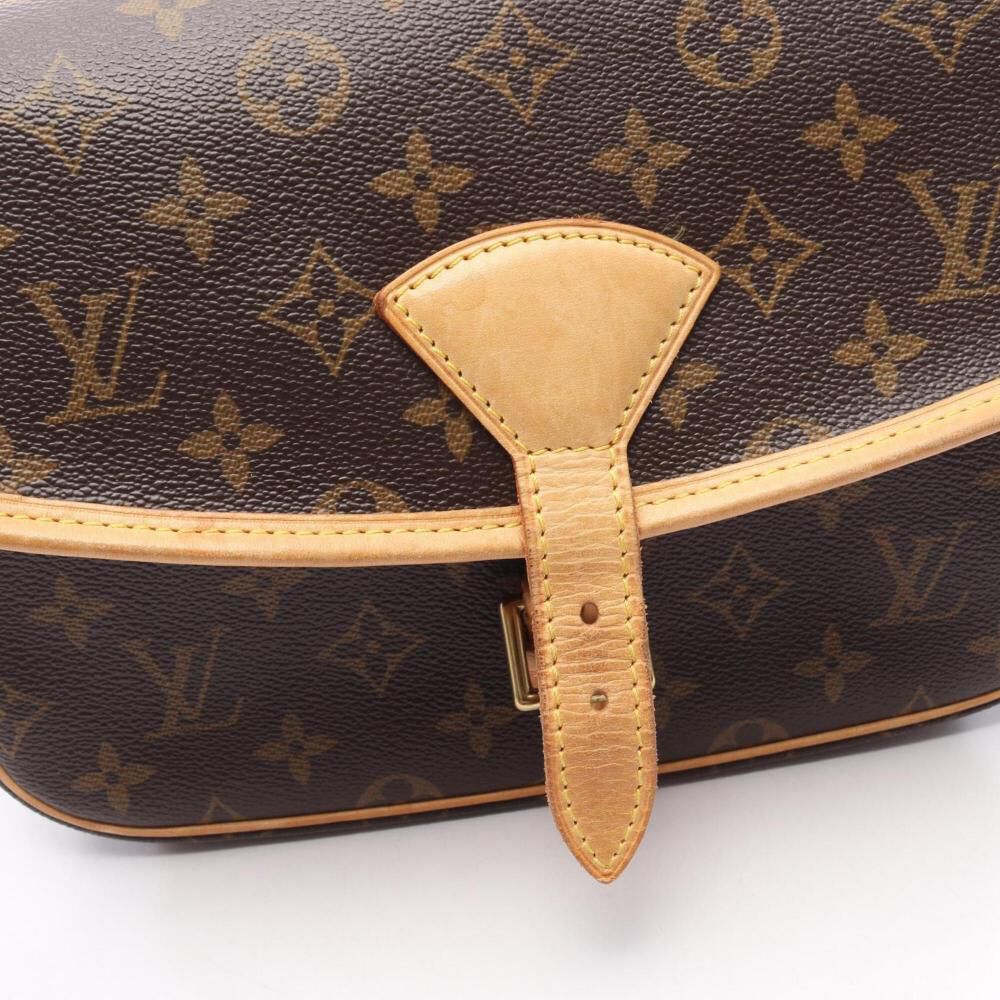 Louis Vuitton Sologne