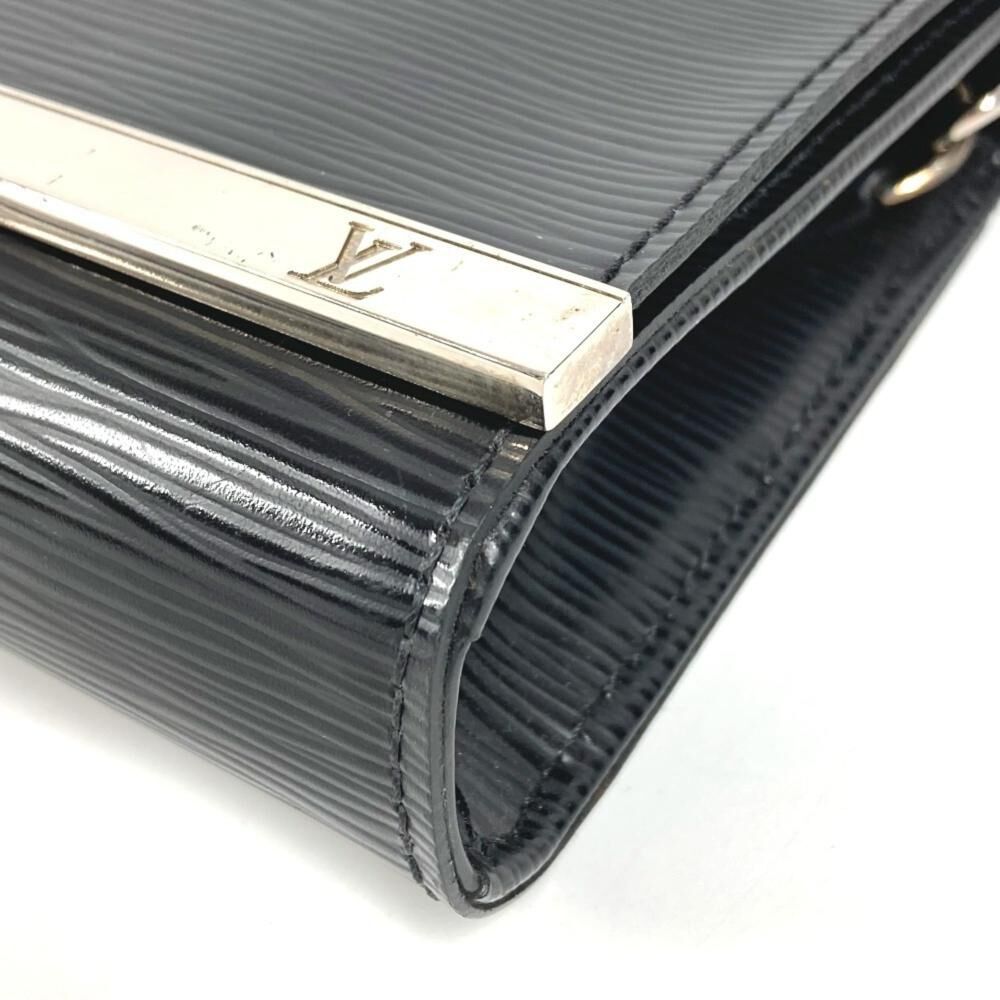 Louis Vuitton Clutch