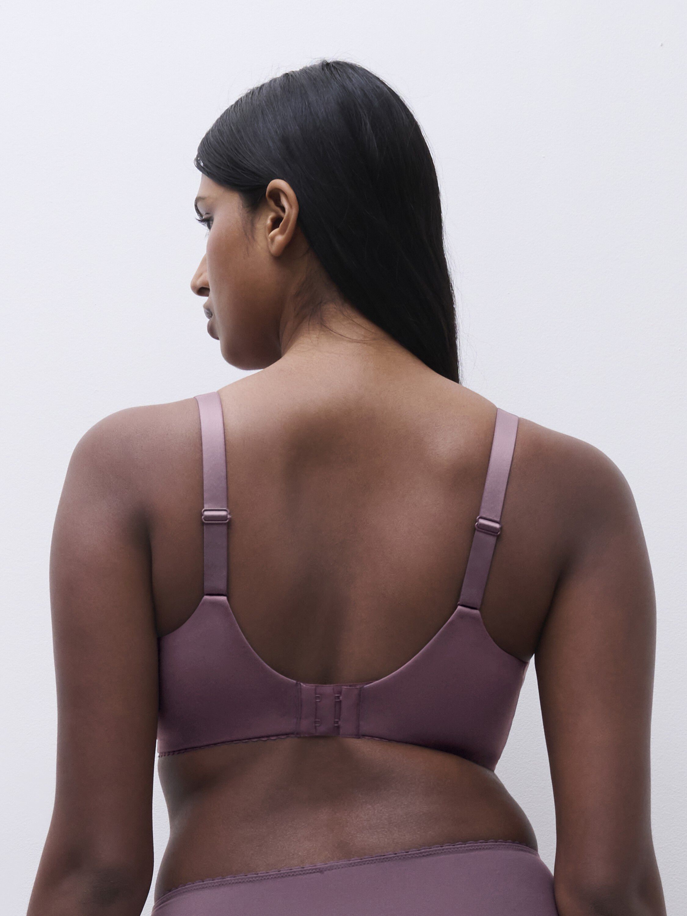 Easy Support Very covering underwired bra