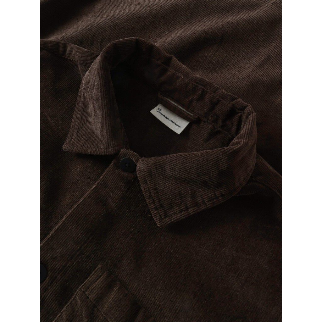 Loose corduroy overshirt