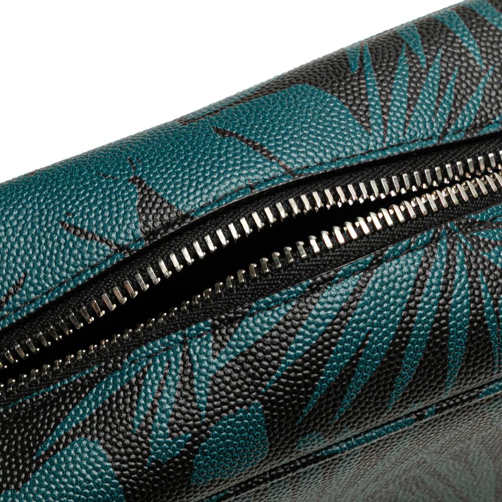 Yves Saint Laurent Pouch