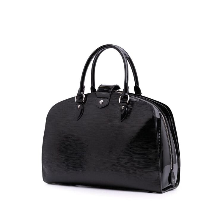 Louis Vuitton Pont Neuf