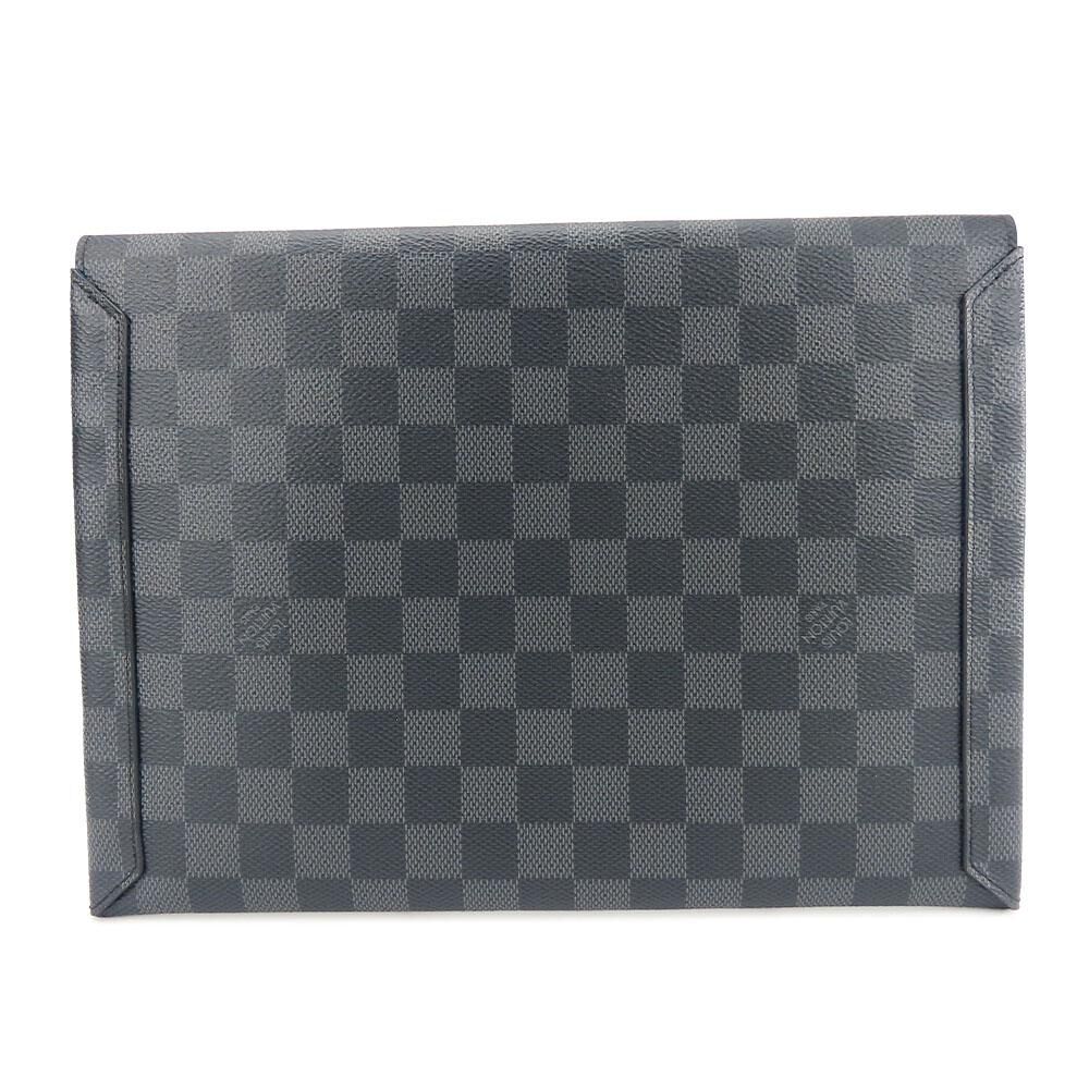 Louis Vuitton Clutch