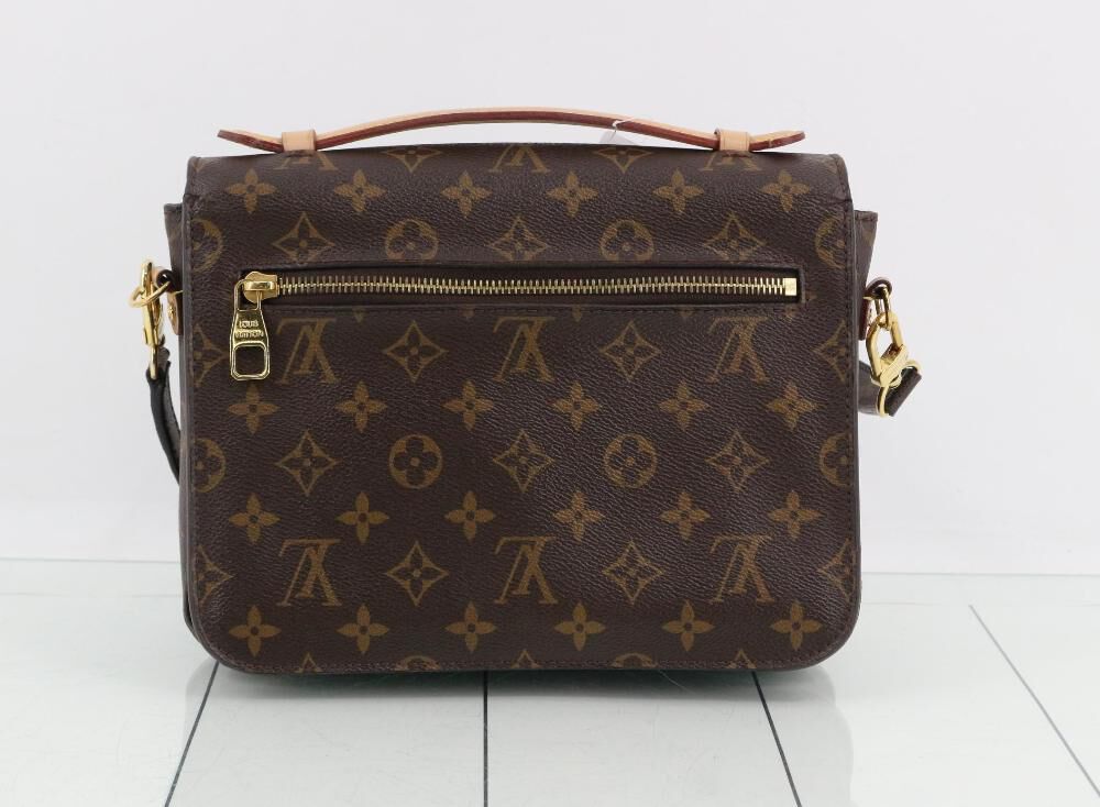 Louis Vuitton Pochette M&eacute;tis