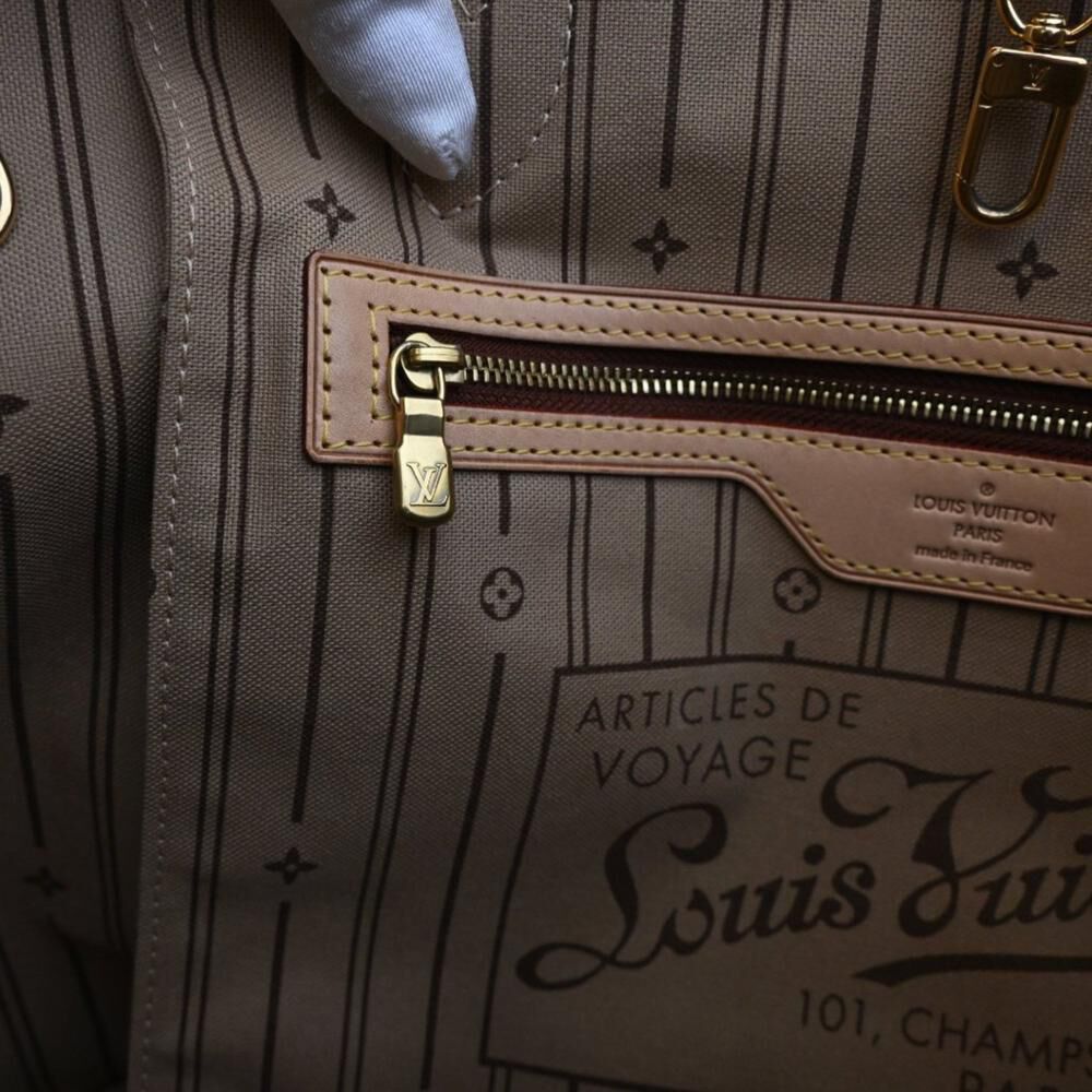 Louis Vuitton Neverfull